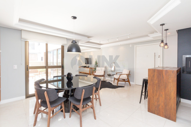 Imagem Apartamento com 3 Quartos à Venda, 181 m² em Mont Serrat - Porto Alegre Imagem Apartamento com 3 Quartos à Venda, 181 m² em Mont Serrat - Porto Alegre