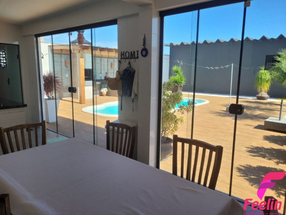 Imagem Casa com 3 Quartos à Venda, 350 m² em Ribeirão Da Ilha - Florianópolis