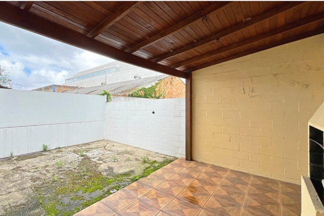 Imagem Casa com 3 Quartos à Venda, 149 m² em Hípica - Porto Alegre Imagem Casa com 3 Quartos à Venda, 149 m² em Hípica - Porto Alegre