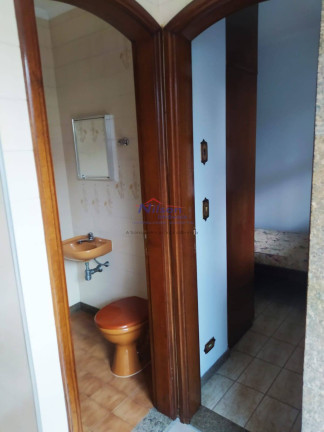 Imagem Casa com 4 Quartos à Venda,  em Guarulhos