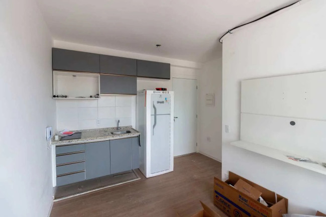 Apartamento com 1 Quarto à Venda, 28 m²