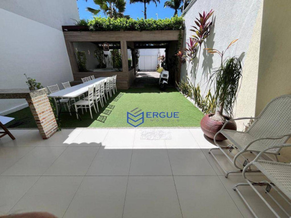 Imagem Casa com 4 Quartos à Venda, 220 m² em Edson Queiroz - Fortaleza Imagem Casa com 4 Quartos à Venda, 220 m² em Edson Queiroz - Fortaleza