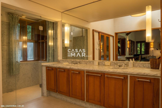 Imagem Imóvel com 6 Quartos à Venda, 1.500 m² em Domingas Dias - Ubatuba Imagem Imóvel com 6 Quartos à Venda, 1.500 m² em Domingas Dias - Ubatuba