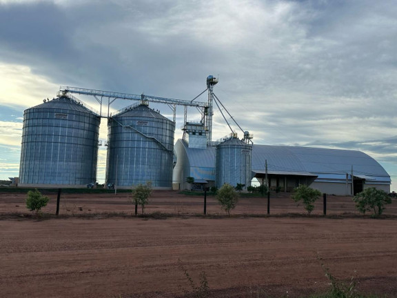 Imagem Fazenda à Venda, 9.700 m² em Rural - Pontes E Lacerda