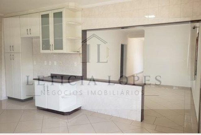Imagem Casa com 4 Quartos à Venda, 444 m² em Jardim Tereza Cristina - Jundiaí Imagem Casa com 4 Quartos à Venda, 444 m² em Jardim Tereza Cristina - Jundiaí