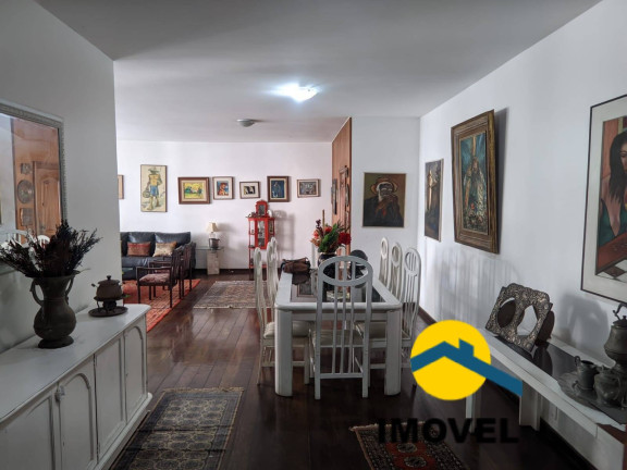 Imagem Apartamento com 4 Quartos à Venda, 230 m² em Icaraí - Niterói