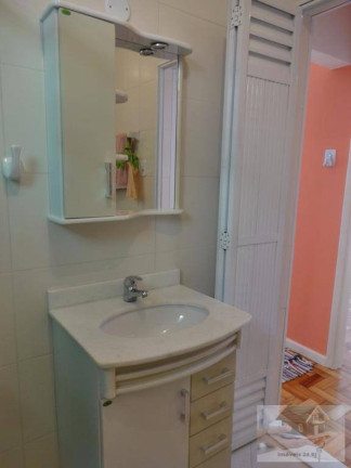 Imagem Apartamento com 1 Quarto à Venda, 45 m² em Catete - Rio De Janeiro Imagem Apartamento com 1 Quarto à Venda, 45 m² em Catete - Rio De Janeiro