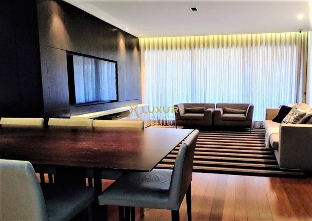 Imagem Imóvel com 4 Quartos à Venda, 200 m² em Lourdes - Belo Horizonte Imagem Imóvel com 4 Quartos à Venda, 200 m² em Lourdes - Belo Horizonte