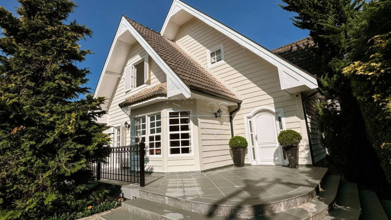 Imagem Casa com 7 Quartos à Venda, 430 m² em Jaguaribe Imagem Casa com 7 Quartos à Venda, 430 m² em Jaguaribe