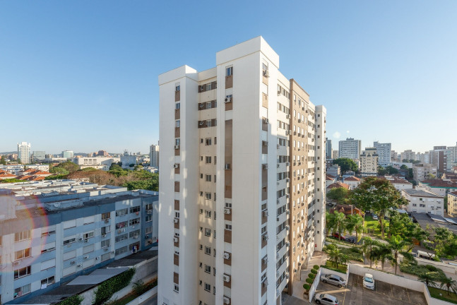 Imagem Apartamento com 2 Quartos à Venda, 58 m² em Passo Da Areia - Porto Alegre