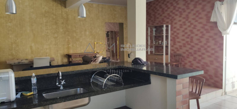 Imagem Casa com 3 Quartos à Venda, 330 m² em Jardim Flamboyant - Botucatu Imagem Casa com 3 Quartos à Venda, 330 m² em Jardim Flamboyant - Botucatu