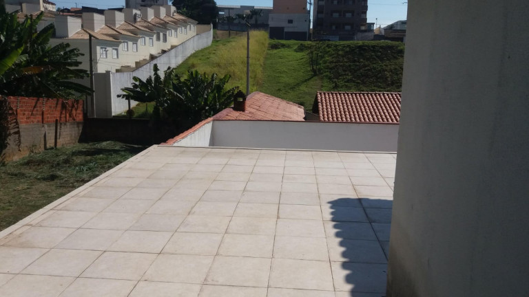 Imagem Sobrado com 5 Quartos à Venda, 378 m² em Jardim Santa Rosália - Sorocaba Imagem Sobrado com 5 Quartos à Venda, 378 m² em Jardim Santa Rosália - Sorocaba
