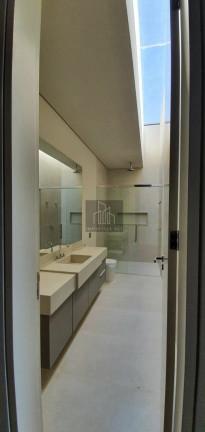 Imagem Casa com 5 Quartos à Venda, 1.057 m² em Alphaville Residencial Um - Barueri Imagem Casa com 5 Quartos à Venda, 1.057 m² em Alphaville Residencial Um - Barueri