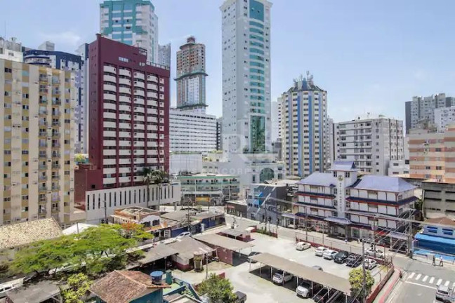 Imagem Cobertura com 4 Quartos à Venda, 163 m² em Centro - Balneário Camboriú Imagem Cobertura com 4 Quartos à Venda, 163 m² em Centro - Balneário Camboriú