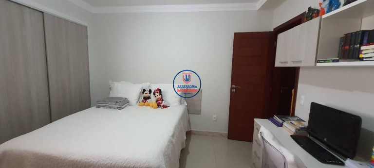 Imagem Casa com 3 Quartos para Alugar ou Temporada, 240 m² em Nova Parnamirim - Parnamirim Imagem Casa com 3 Quartos para Alugar ou Temporada, 240 m² em Nova Parnamirim - Parnamirim