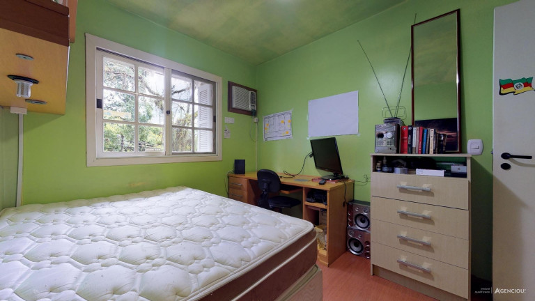 Imagem Sobrado com 3 Quartos à Venda, 221 m² em Tristeza - Porto Alegre Imagem Sobrado com 3 Quartos à Venda, 221 m² em Tristeza - Porto Alegre