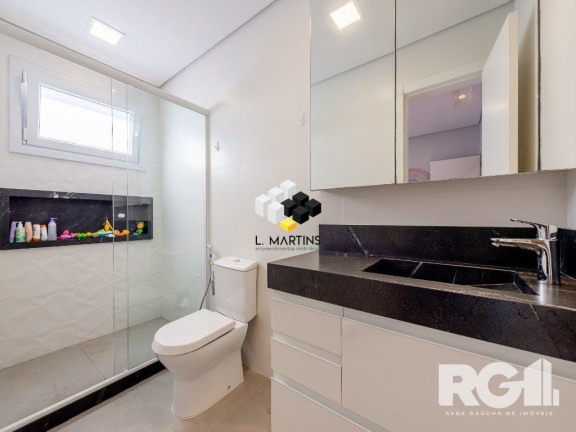 Imagem Casa com 3 Quartos à Venda, 400 m² em Três Figueiras - Porto Alegre Imagem Casa com 3 Quartos à Venda, 400 m² em Três Figueiras - Porto Alegre
