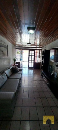 Imagem Casa com 4 Quartos à Venda ou Locação, 221 m² em Manaíra - João Pessoa Imagem Casa com 4 Quartos à Venda ou Locação, 221 m² em Manaíra - João Pessoa