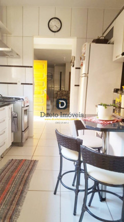 Imagem Casa com 3 Quartos à Venda, 165 m² em Camobi - Santa Maria