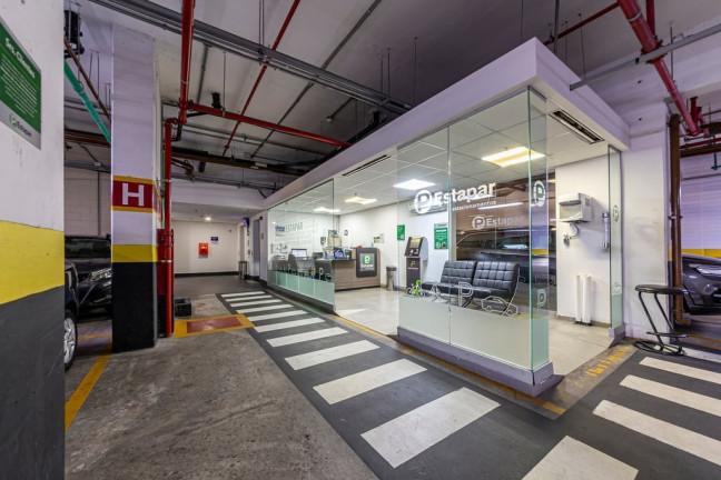 Sala Comercial à Venda, 39 m² em Santo Amaro - São Paulo