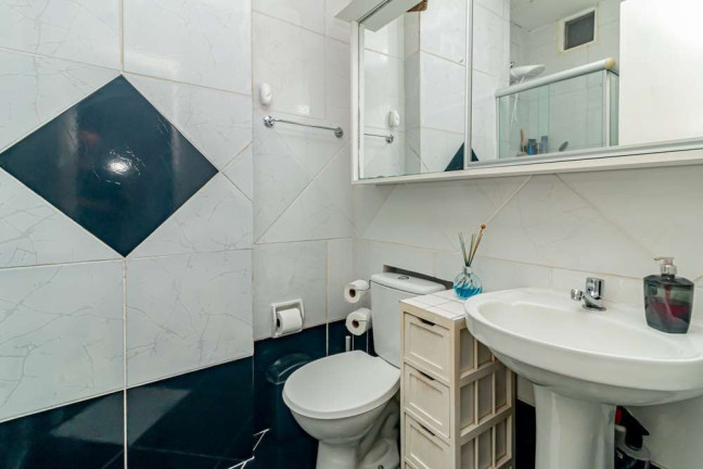 Imagem Imóvel com 1 Quarto à Venda, em Centro Historico - Porto Alegre Imagem Imóvel com 1 Quarto à Venda, em Centro Historico - Porto Alegre
