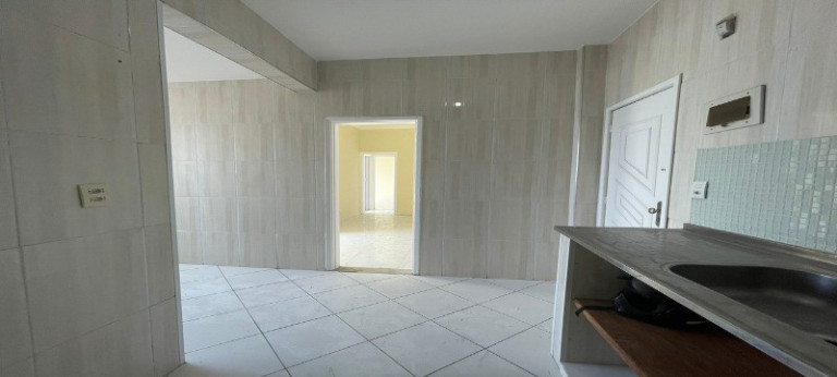 Imagem Imóvel com 2 Quartos à Venda, 64 m² em Lins De Vasconcelos - Rio De Janeiro Imagem Imóvel com 2 Quartos à Venda, 64 m² em Lins De Vasconcelos - Rio De Janeiro
