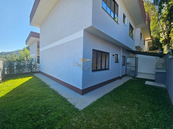 Imagem Casa com 4 Quartos à Venda, 148 m² em Várzea - Teresópolis Imagem Casa com 4 Quartos à Venda, 148 m² em Várzea - Teresópolis