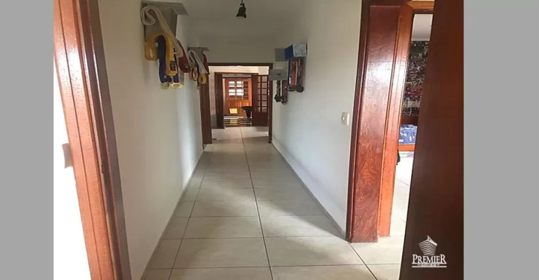 Imagem Casa com 3 Quartos à Venda, 166 m² em Jardim Pacaembu - Jundiaí