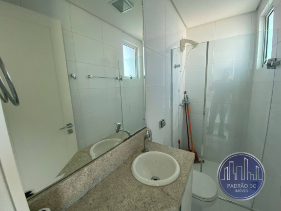 Imagem Apartamento com 3 Quartos para Alugar, 190 m² em Centro - Balneário Camboriú