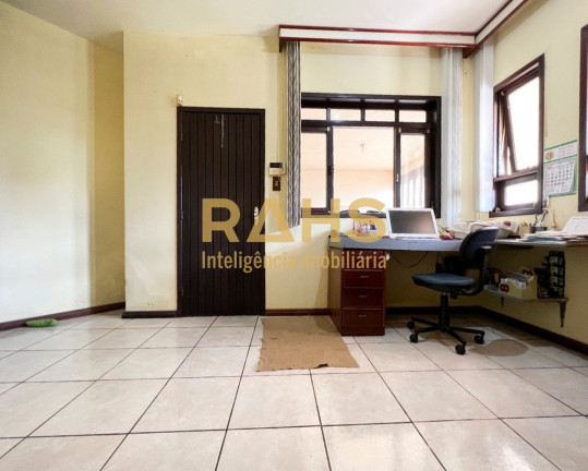Imagem Casa com 3 Quartos à Venda, 221 m² em Costa E Silva - Joinville Imagem Casa com 3 Quartos à Venda, 221 m² em Costa E Silva - Joinville