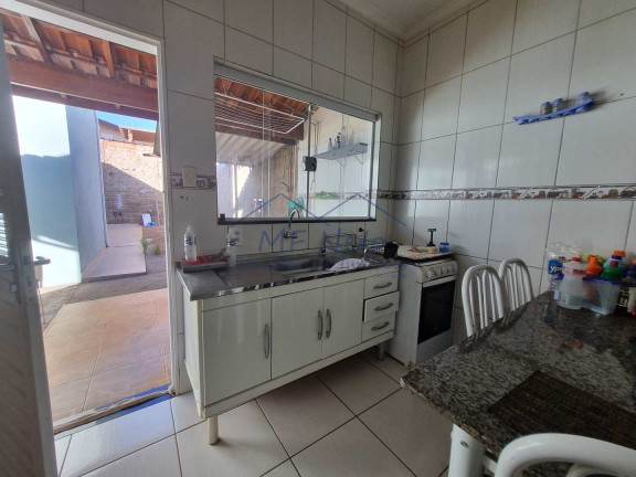 Imagem Casa com 2 Quartos à Venda, 250 m² em Jardim Veneza - Pirassununga Imagem Casa com 2 Quartos à Venda, 250 m² em Jardim Veneza - Pirassununga