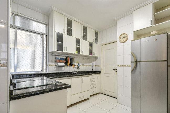 Imagem Imóvel com 3 Quartos à Venda, em Pinheiros - São Paulo Imagem Imóvel com 3 Quartos à Venda, em Pinheiros - São Paulo