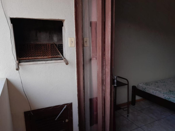 Imagem Casa com 3 Quartos à Venda, 108 m² em Petrópolis - Joinville
