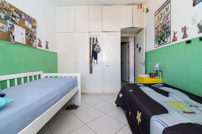 Imagem Imóvel com 3 Quartos à Venda, em Maracanã - Rio De Janeiro Imagem Imóvel com 3 Quartos à Venda, em Maracanã - Rio De Janeiro