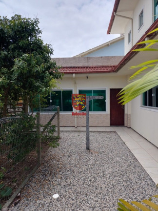 Imagem Casa com 3 Quartos à Venda, 172 m² em Carianos - Florianópolis Imagem Casa com 3 Quartos à Venda, 172 m² em Carianos - Florianópolis