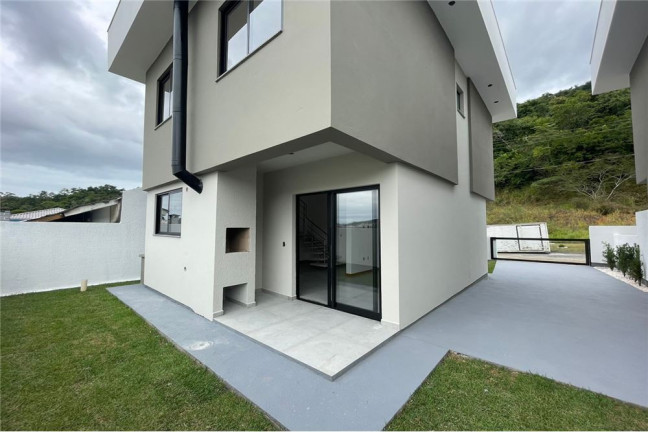 Imagem Casa com 3 Quartos à Venda, em Bela Vista - Palhoça Imagem Casa com 3 Quartos à Venda, em Bela Vista - Palhoça