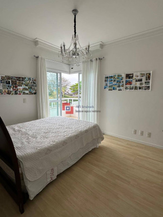 Imagem Casa com 3 Quartos à Venda, 170 m² em Saguaçu - Joinville Imagem Casa com 3 Quartos à Venda, 170 m² em Saguaçu - Joinville