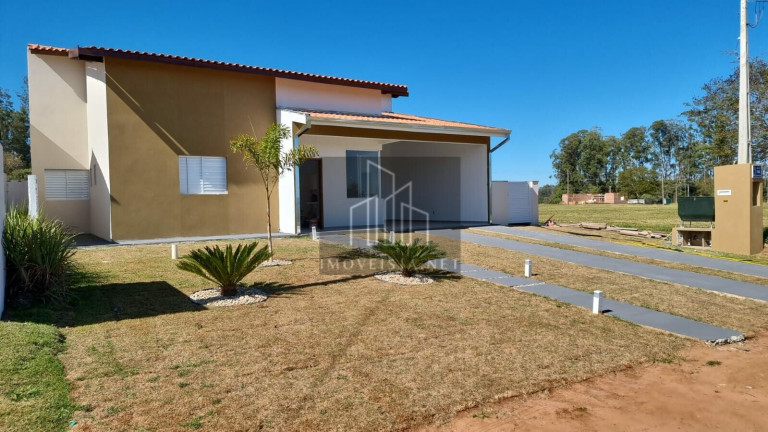 Imagem Casa com 3 Quartos à Venda, 158 m² em Thermas De Santa Barbara - águas De Santa Bárbara Imagem Casa com 3 Quartos à Venda, 158 m² em Thermas De Santa Barbara - águas De Santa Bárbara