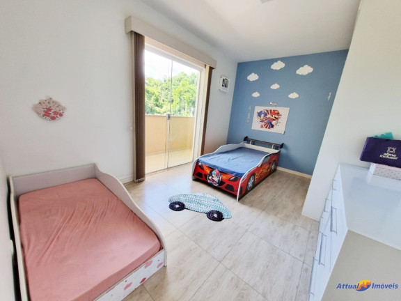 Imagem Casa com 4 Quartos à Venda, 184 m² em Jardim Europa - Teresópolis