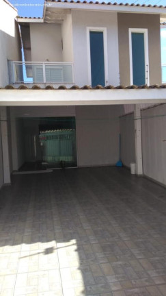 Imagem Casa com 2 Quartos à Venda, 90 m² em Jardim Brasil - Peruíbe