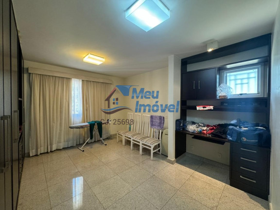 Imagem Casa com 4 Quartos à Venda, 493 m² em Asa Sul - Brasília Imagem Casa com 4 Quartos à Venda, 493 m² em Asa Sul - Brasília