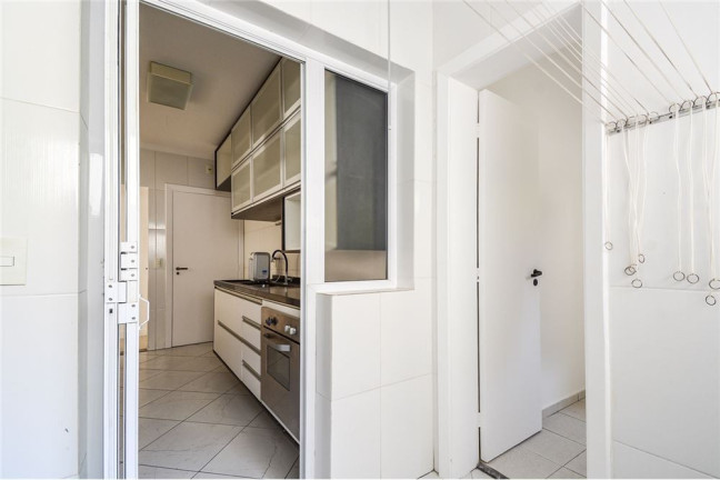 Imagem Imóvel com 3 Quartos à Venda,  em Indianópolis - São Paulo