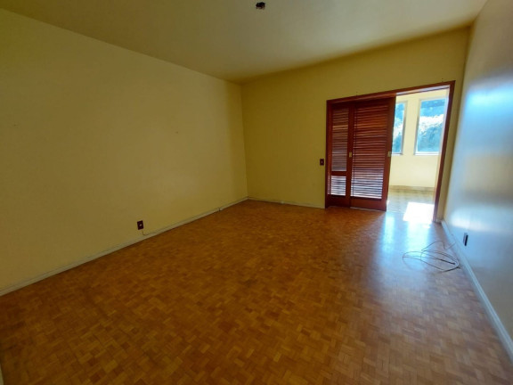 Imagem Casa com 6 Quartos à Venda, 525 m² em Bom Retiro - Teresópolis Imagem Casa com 6 Quartos à Venda, 525 m² em Bom Retiro - Teresópolis