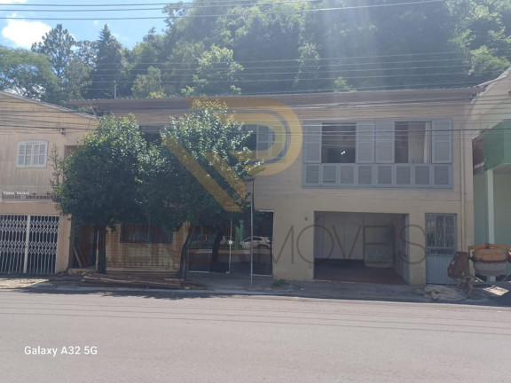 Imagem Casa com 3 Quartos à Venda, 420 m² em Centro - Concórdia Imagem Casa com 3 Quartos à Venda, 420 m² em Centro - Concórdia