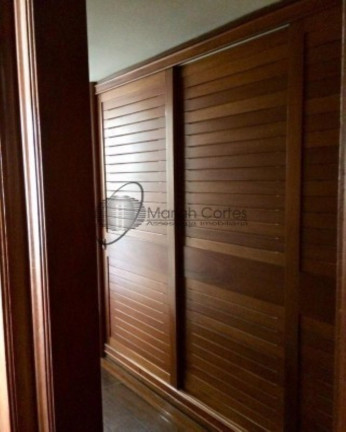 Imagem Imóvel com 4 Quartos à Venda, 220 m² em Icaraí - Niterói Imagem Imóvel com 4 Quartos à Venda, 220 m² em Icaraí - Niterói
