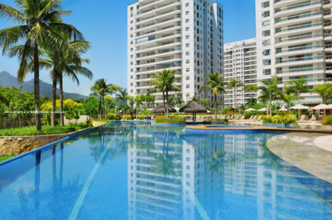 Imagem Imóvel com 4 Quartos à Venda,  em Barra Da Tijuca - Rio De Janeiro
