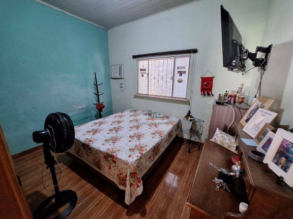 Imagem Casa com 6 Quartos à Venda, 170 m² em Fonseca - Niterói Imagem Casa com 6 Quartos à Venda, 170 m² em Fonseca - Niterói