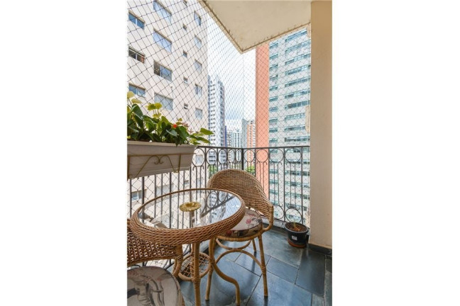 Imagem Apartamento com 4 Quartos à Venda, 161 m² em Moema - São Paulo Imagem Apartamento com 4 Quartos à Venda, 161 m² em Moema - São Paulo