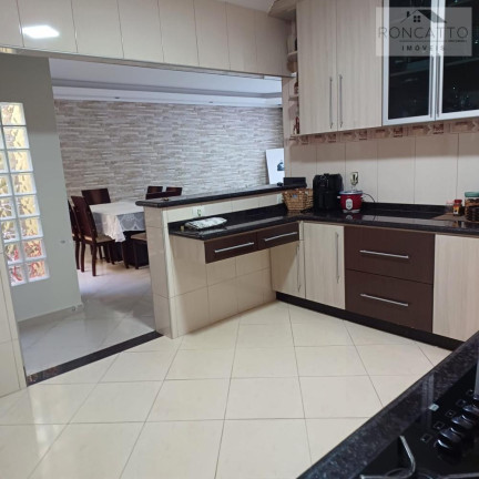 Imagem Casa com 3 Quartos à Venda, 140 m² Imagem Casa com 3 Quartos à Venda, 140 m²