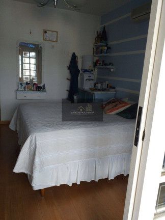 Imagem Casa com 3 Quartos à Venda, 550 m² em Vila Gustavo - São Paulo